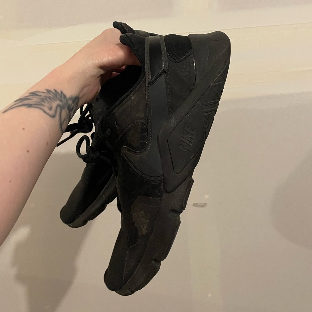 Nike Black Sneakers Size 10